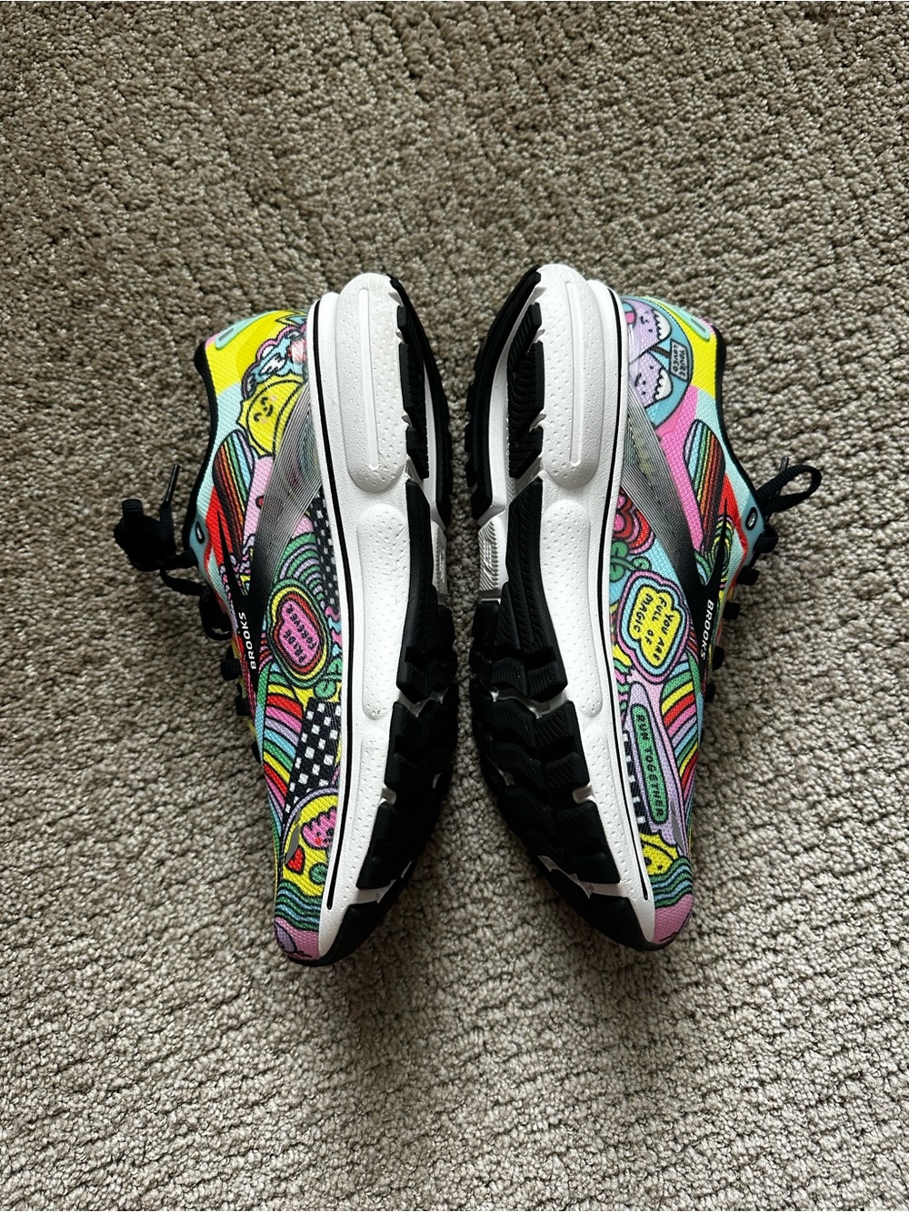 Women’s size 8 Wednesday Holmes x Brooks Ghost Running Shoes - Picture 3 of 8